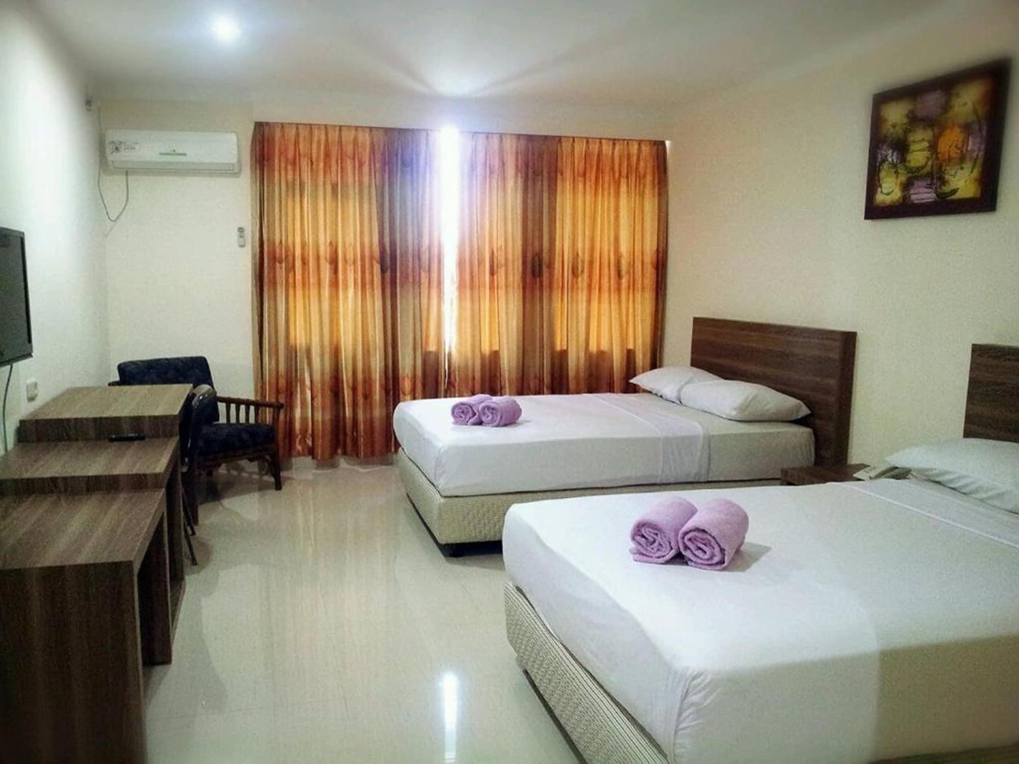 Hotel Banyuwangi Sintera Jakarta Exteriör bild