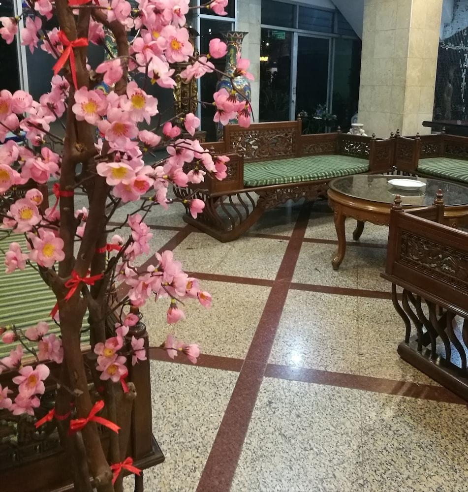 Hotel Banyuwangi Sintera Jakarta Exteriör bild