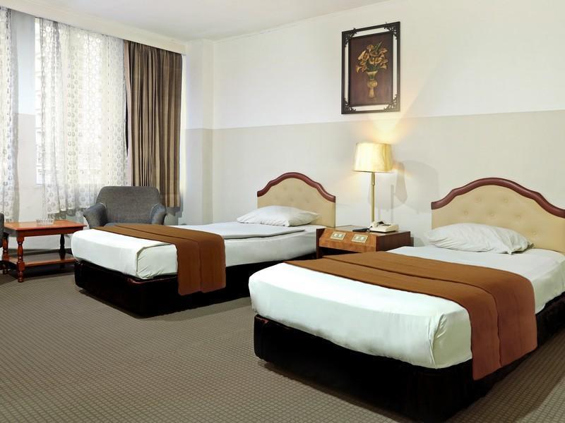 Hotel Banyuwangi Sintera Jakarta Exteriör bild